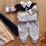 Saída maternidade Tricot bebê menino Joaquim tricô Azul Bebê Azul Marinho e amarelo 3 peças luxo